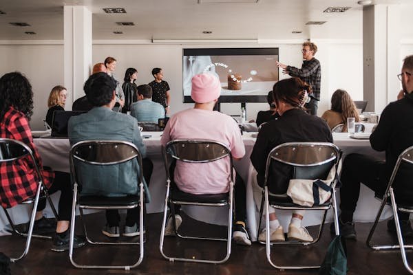 Formation intra-entreprise : créez un avenir sur mesure!